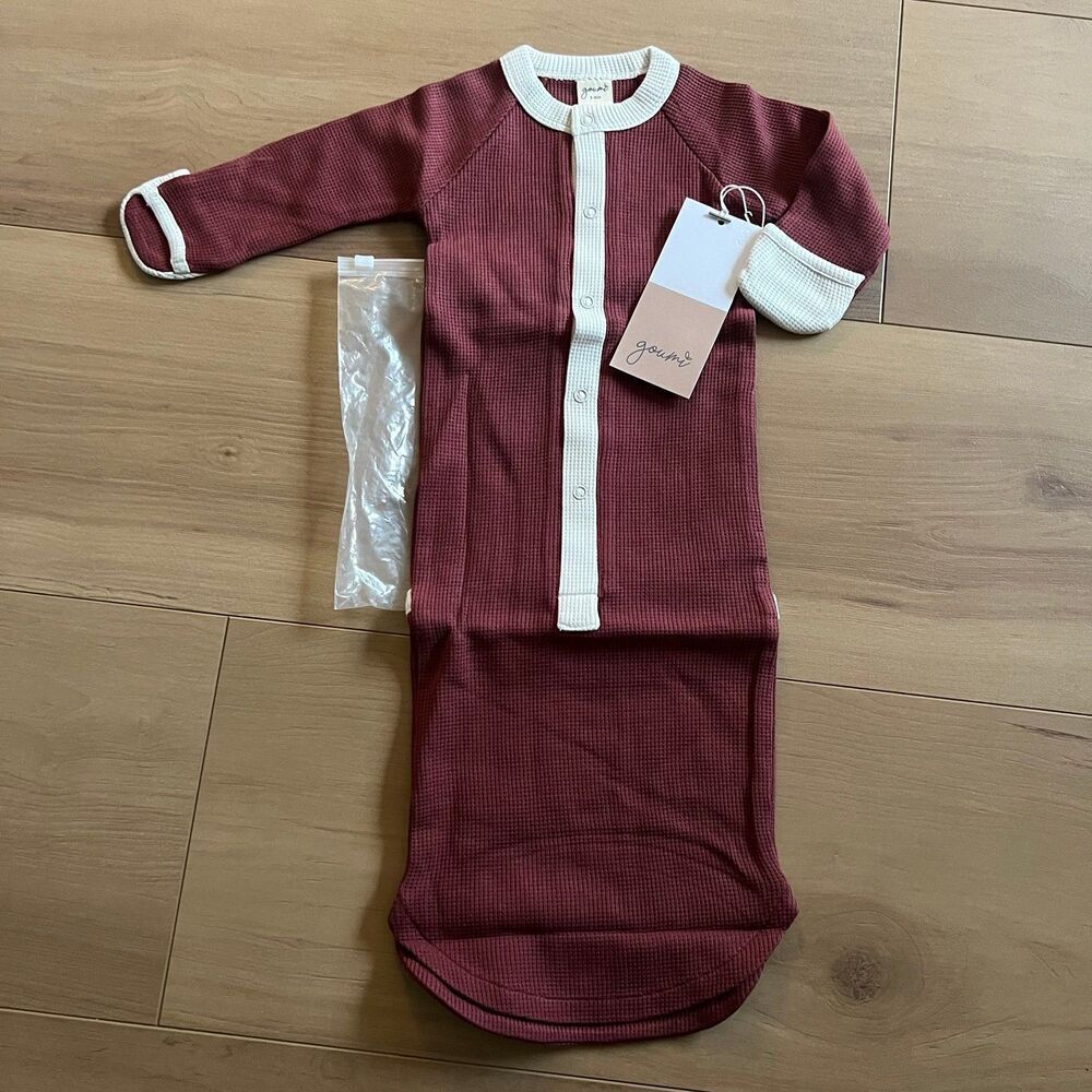 NWT Goumi Kids Cocoa Cream Thermal Baby Gown SZ 3-6 mo Red Bamboo Sleeper